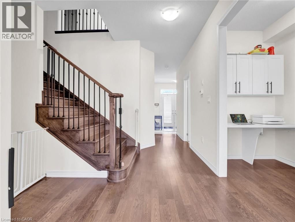 66 LILLIAN WAY Image 10