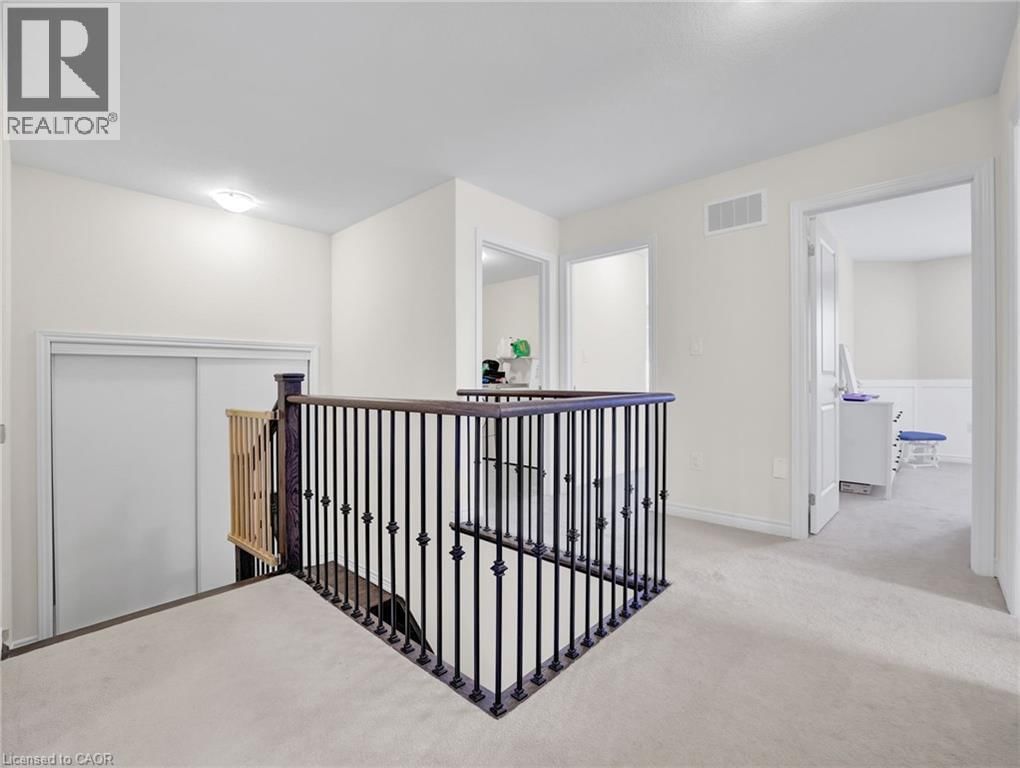 66 LILLIAN WAY Image 25