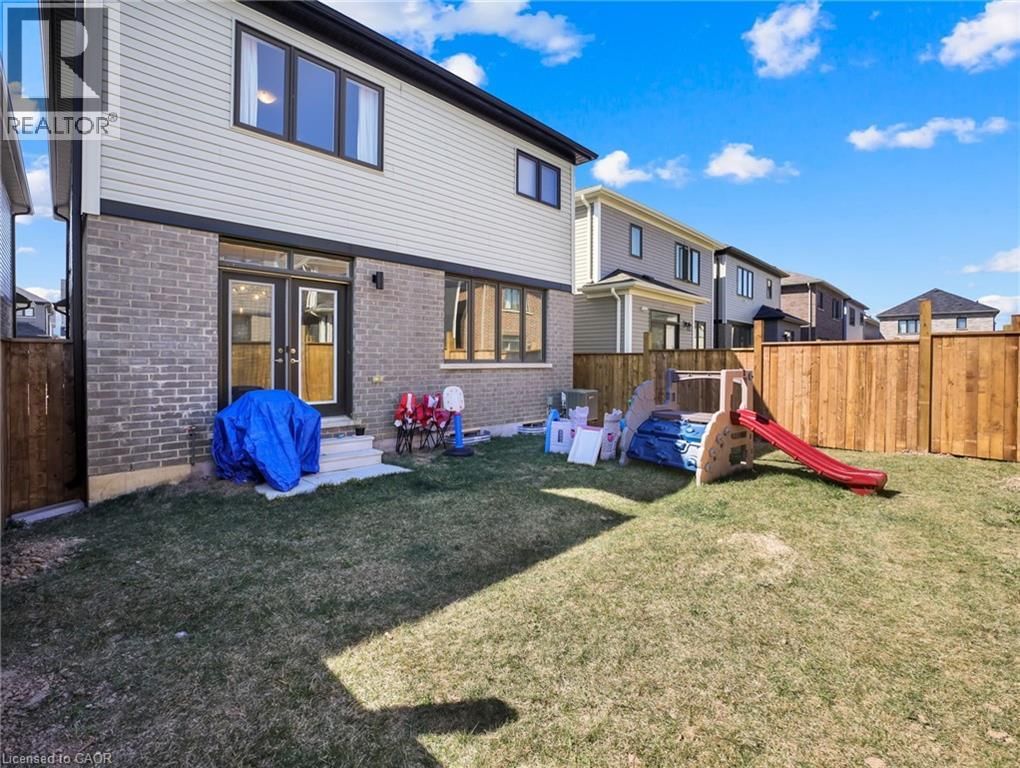 66 LILLIAN WAY Image 41