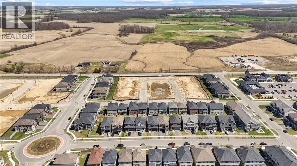 66 LILLIAN WAY Image 8