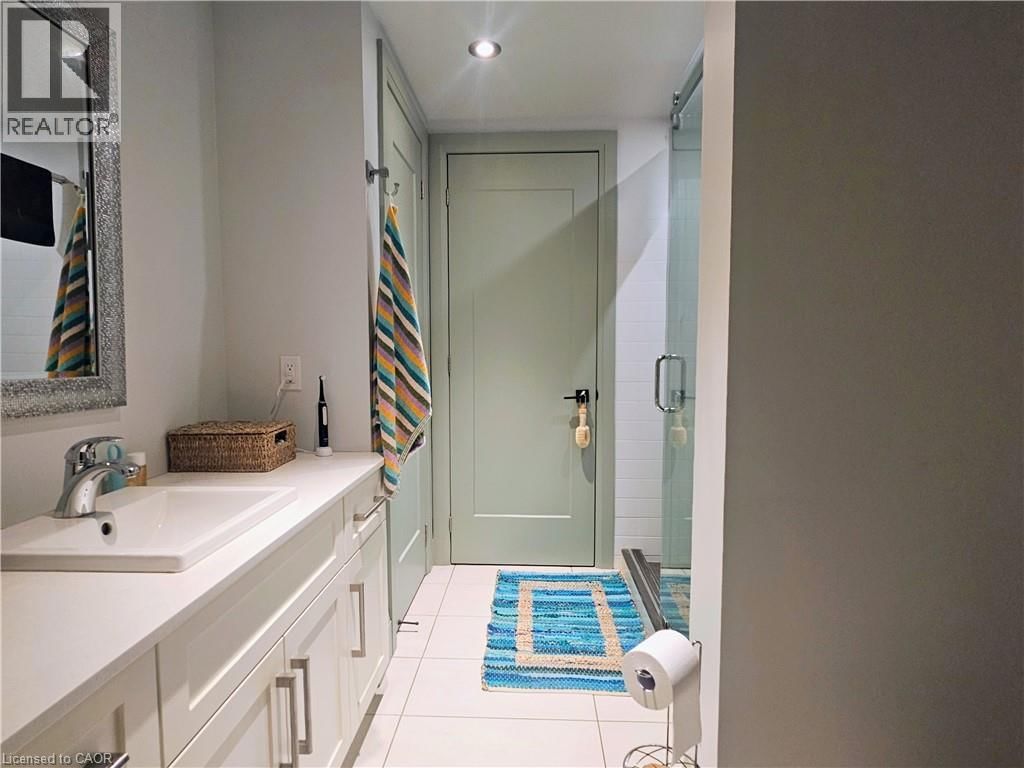 612 - 181 JAMES STREET NORTH Image 10