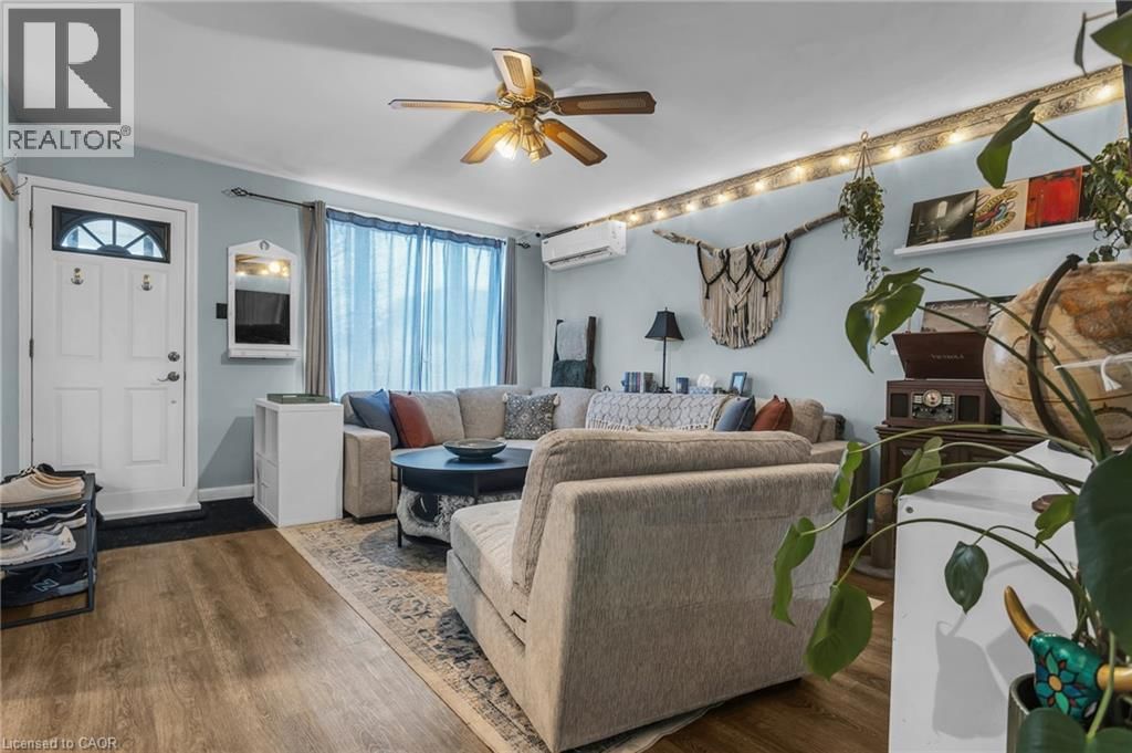 26 STAFFORD STREET Image 4