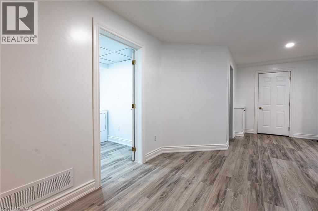 Lower - 80 DEERVIEW AVENUE Image 25