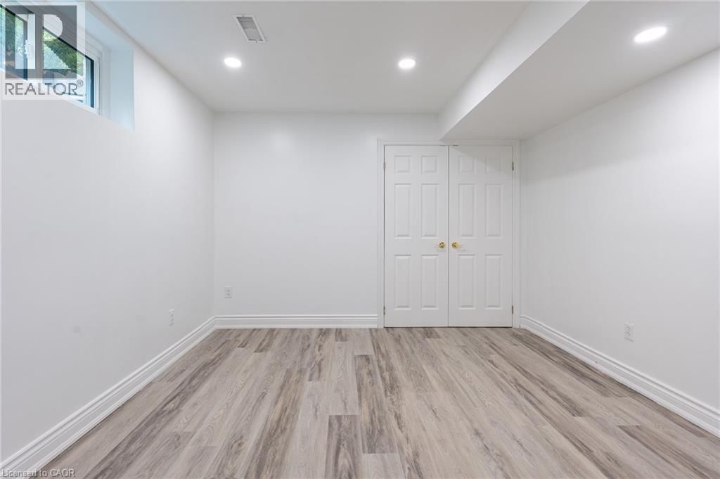 Lower - 80 DEERVIEW AVENUE Image 27