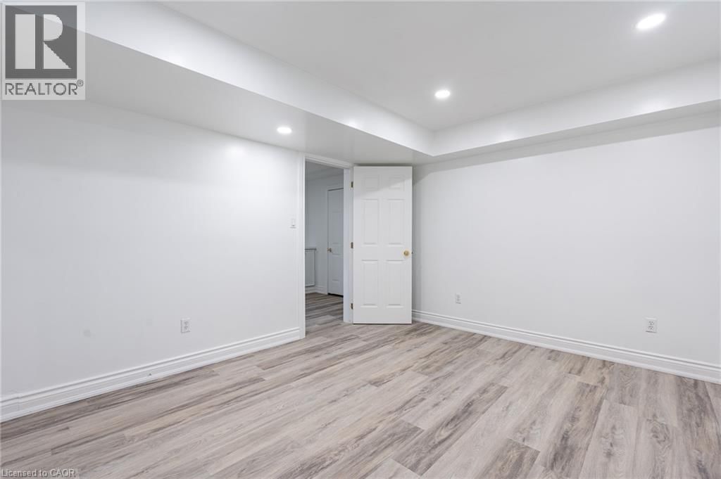 Lower - 80 DEERVIEW AVENUE Image 28