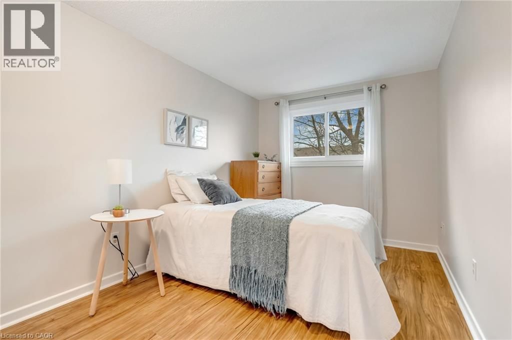 5 - 2185 FAIRCHILD BOULEVARD Image 17