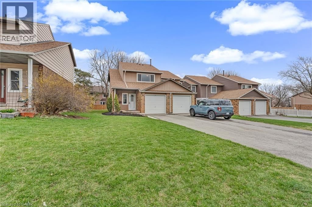 5 - 2185 FAIRCHILD BOULEVARD Image 3