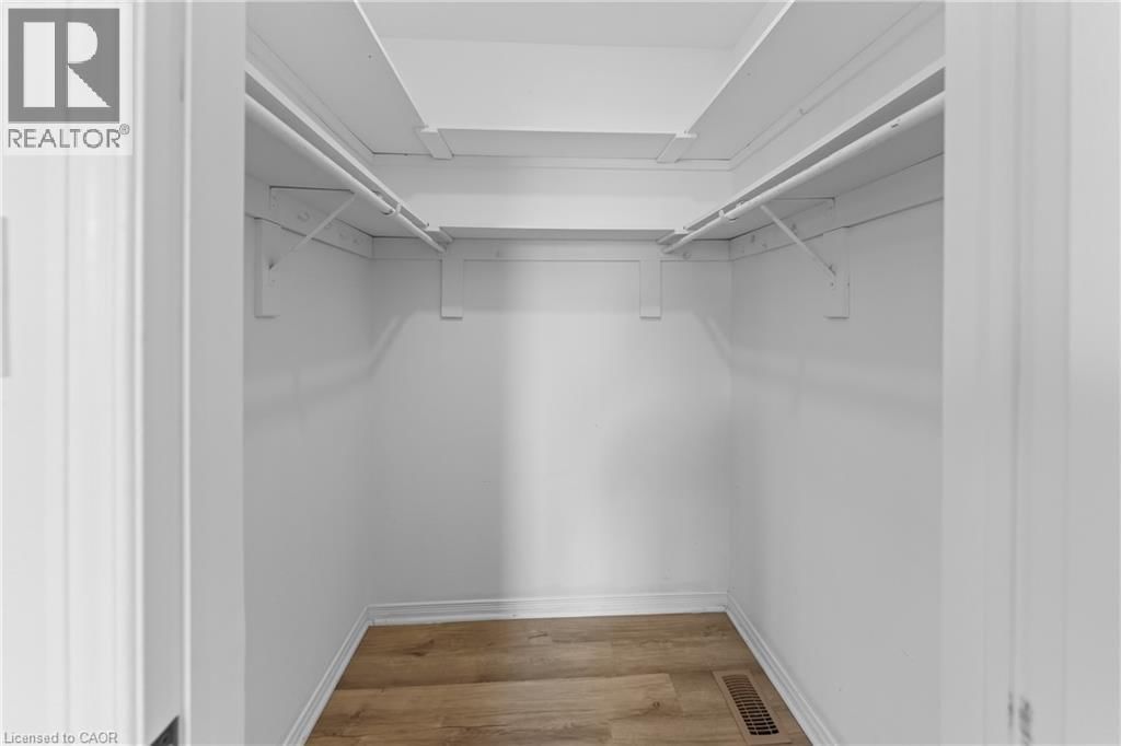 4688 LEE AVENUE Image 20