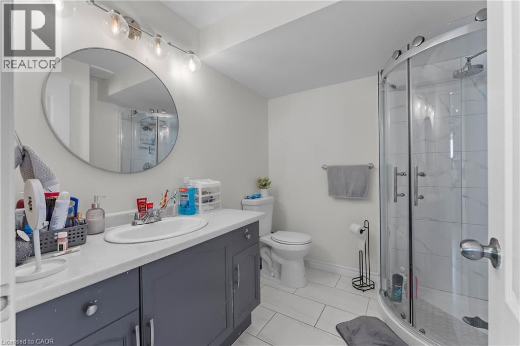 4688 LEE AVENUE Image 32