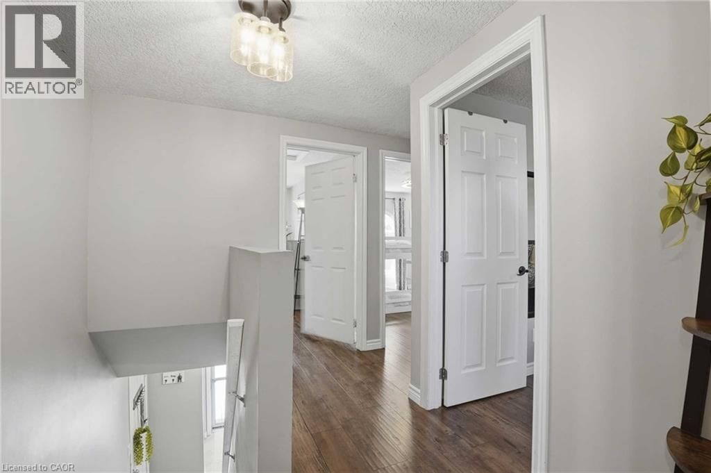 102 IRONSTONE DRIVE Image 17