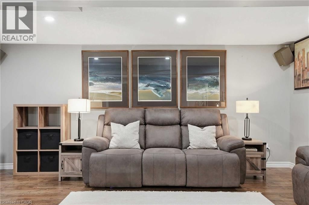 102 IRONSTONE DRIVE Image 29