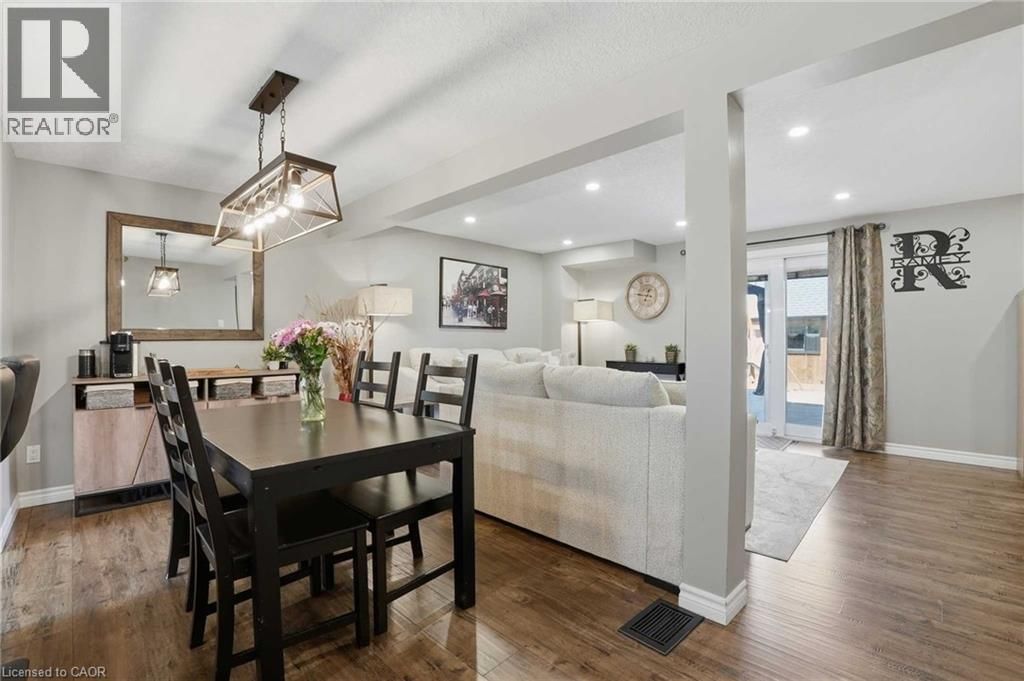 102 IRONSTONE DRIVE Image 8