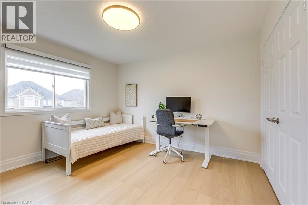 4267 SARAZEN DRIVE Image 44