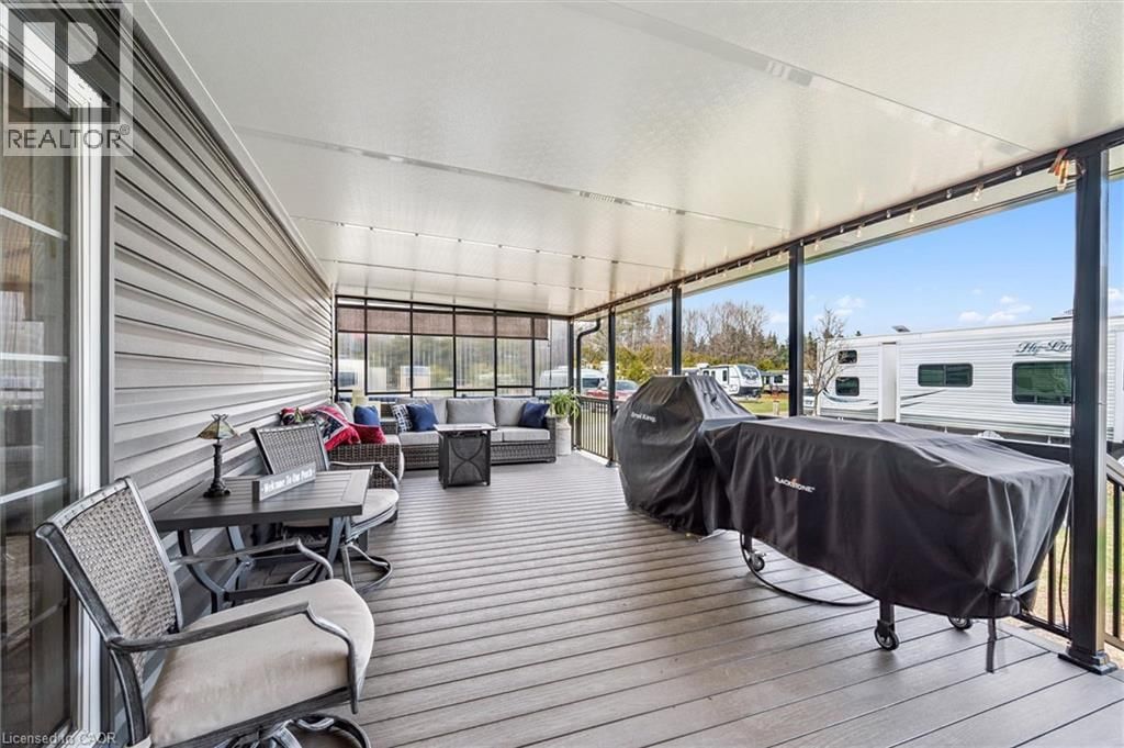 83 - 930 LAKESHORE ROAD Image 14