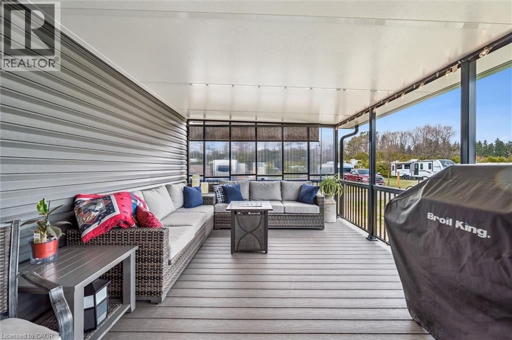 83 - 930 LAKESHORE ROAD Image 15