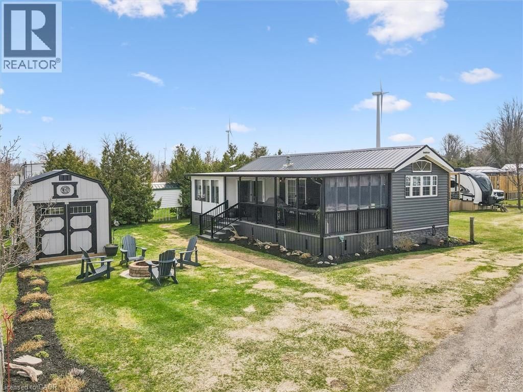 83 - 930 LAKESHORE ROAD Image 2