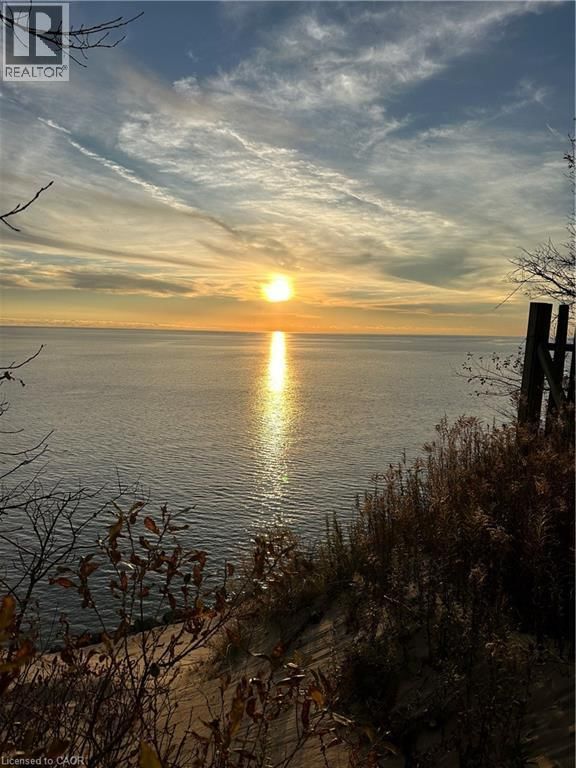 83 - 930 LAKESHORE ROAD Image 49