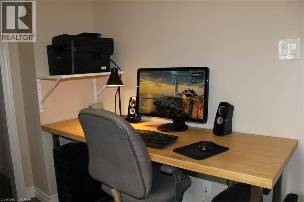 46 CLARA CRESCENT Image 18