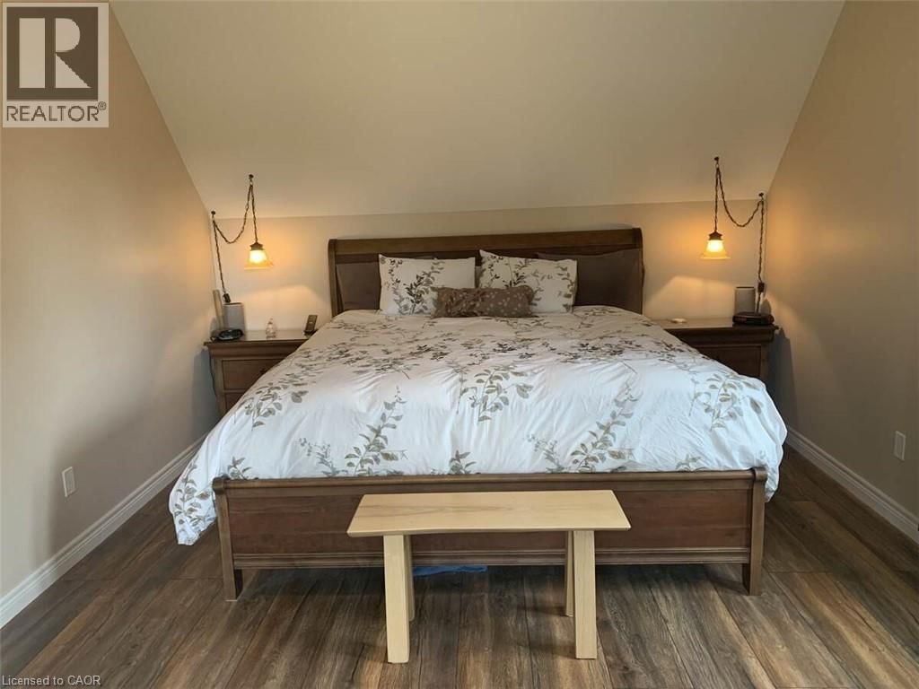 46 CLARA CRESCENT Image 44