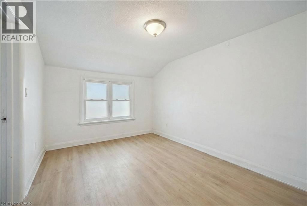 2nd Flr - 68 HIGHLAND ROAD Image 10