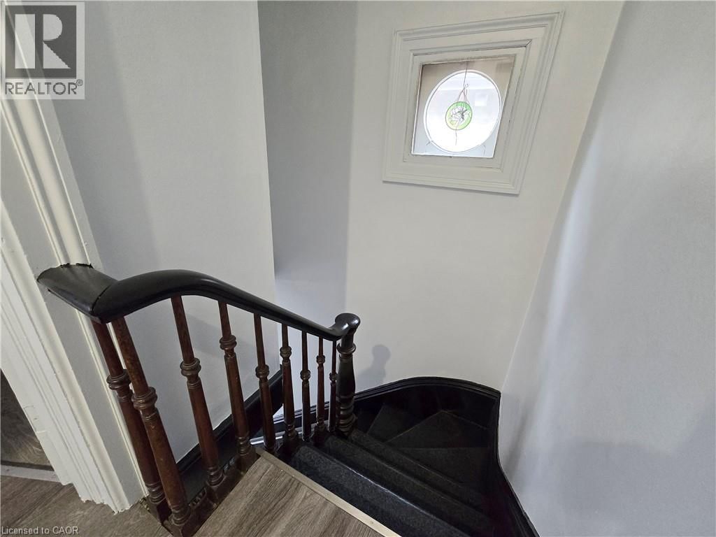 12 PEARL STREET Image 34