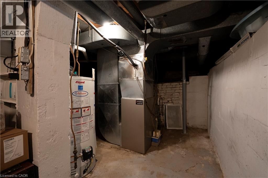 12 PEARL STREET Image 36