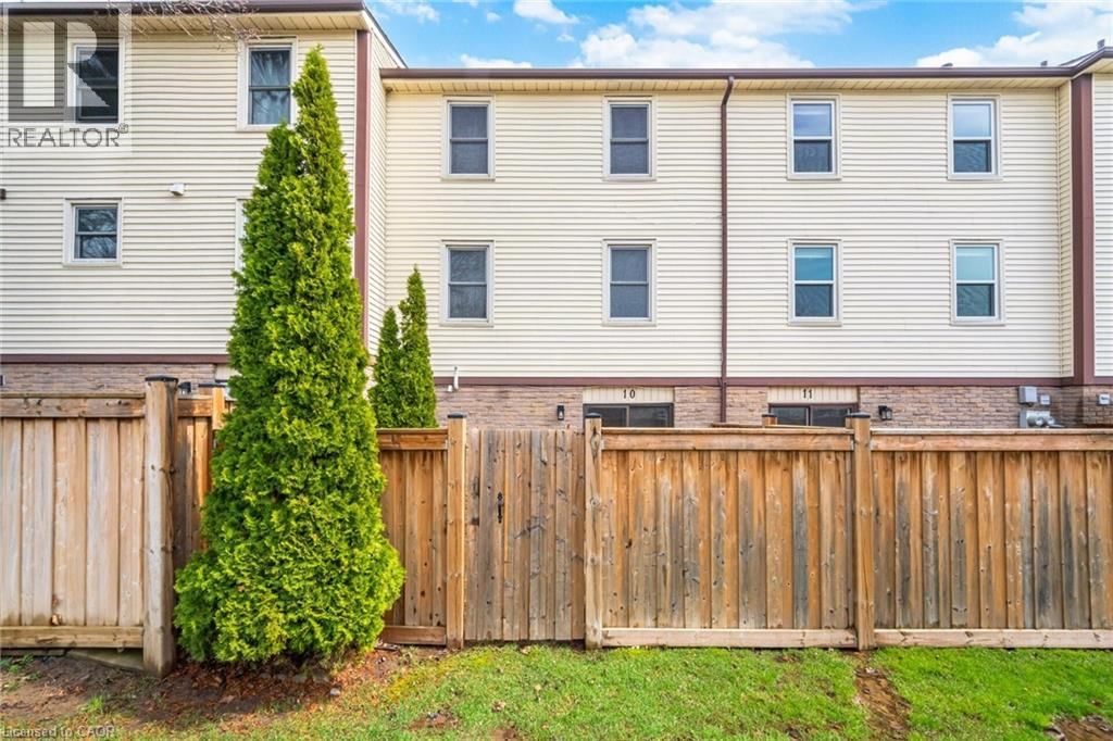 10 - 7340 COPENHAGEN ROAD Image 20