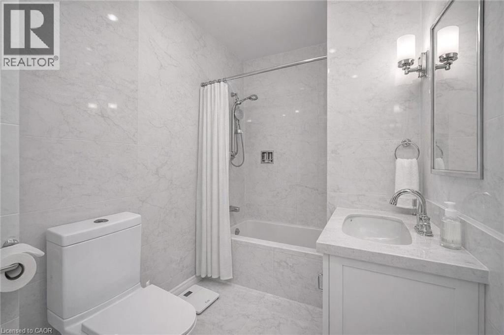 31 GARSIDE AVENUE NORTH Image 16