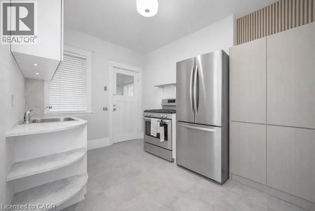 31 GARSIDE AVENUE NORTH Image 21