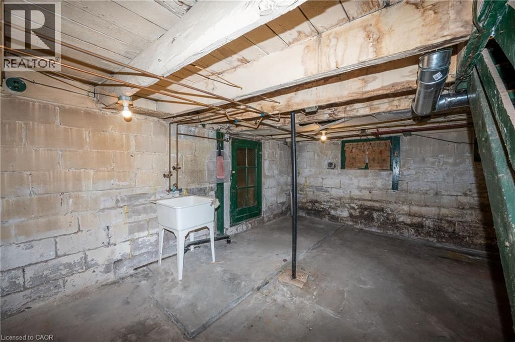 31 GARSIDE AVENUE NORTH Image 28