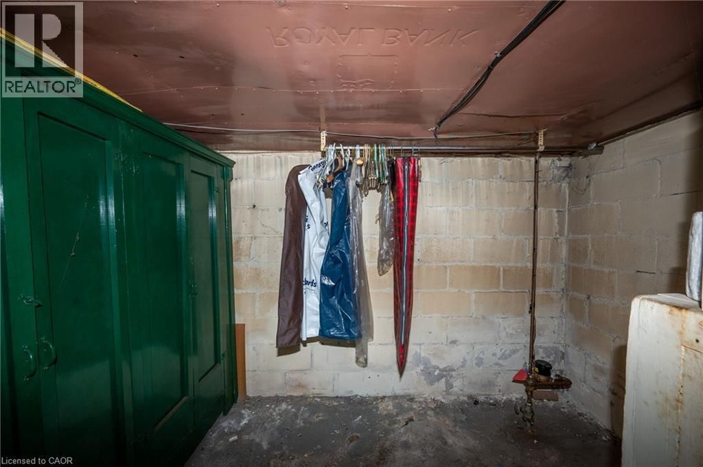 31 GARSIDE AVENUE NORTH Image 30