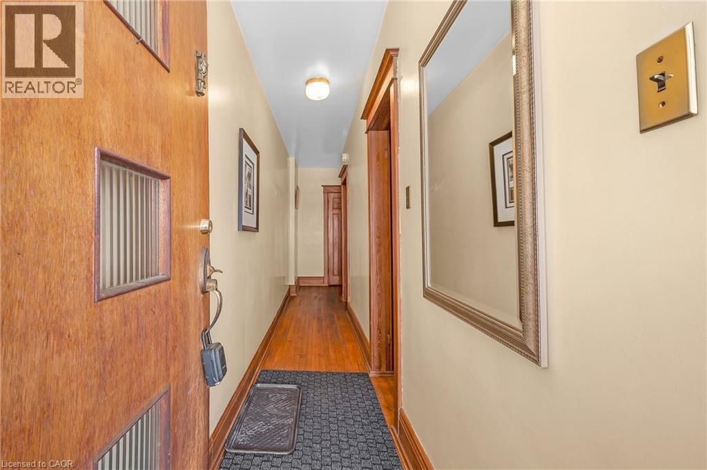 31 GARSIDE AVENUE NORTH Image 8