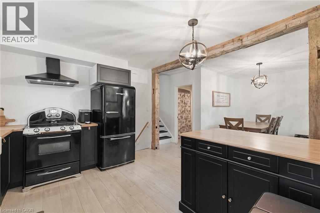 260 BINNING STREET WEST Image 17