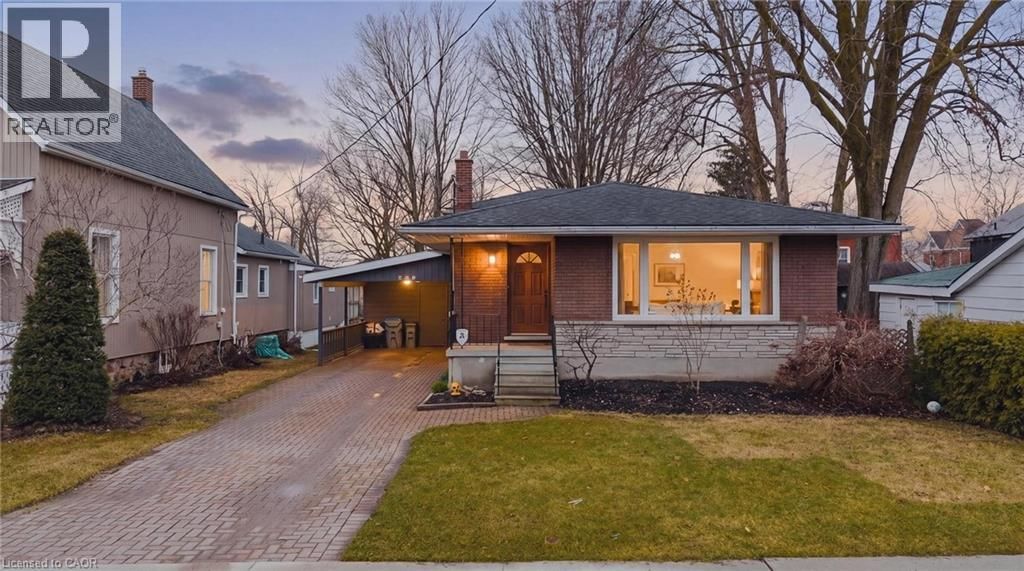 260 BINNING STREET WEST Image 2