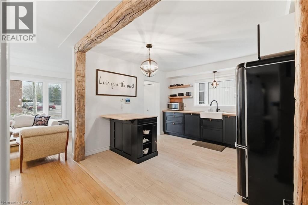 260 BINNING STREET WEST Image 23