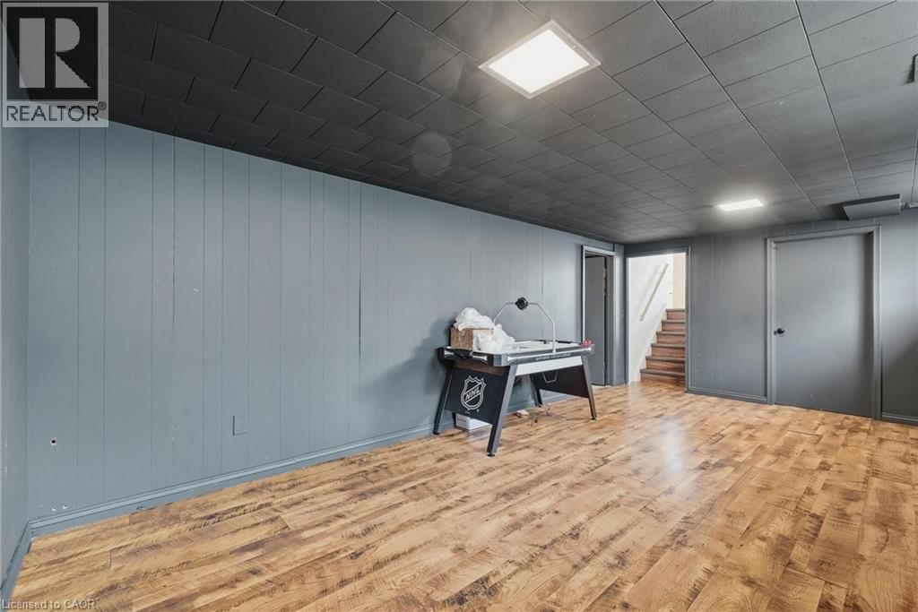 260 BINNING STREET WEST Image 34