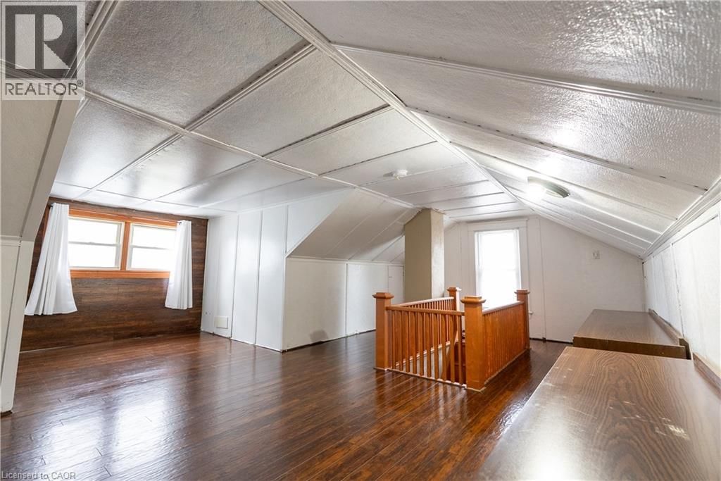 293 CHARETTE STREET Image 25