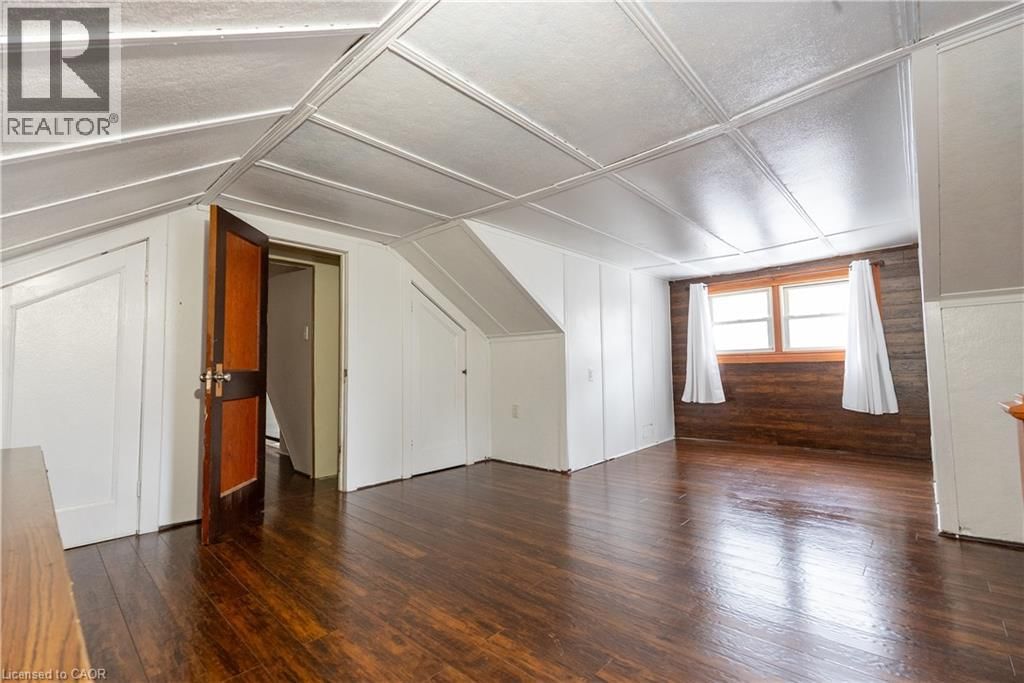 293 CHARETTE STREET Image 26