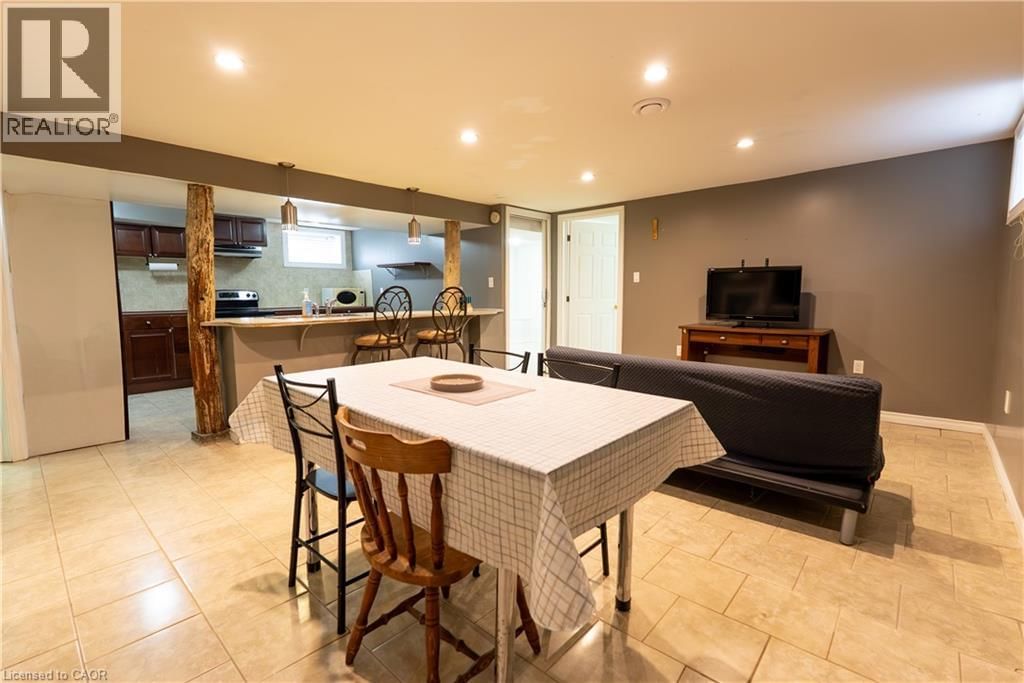 293 CHARETTE STREET Image 33