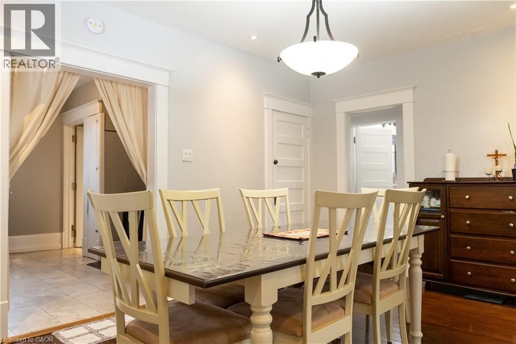 293 CHARETTE STREET Image 8