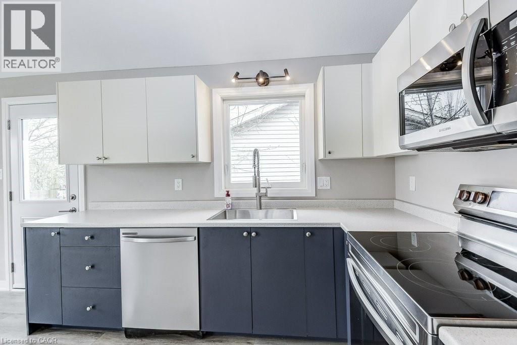 545 TRICO DRIVE Image 13