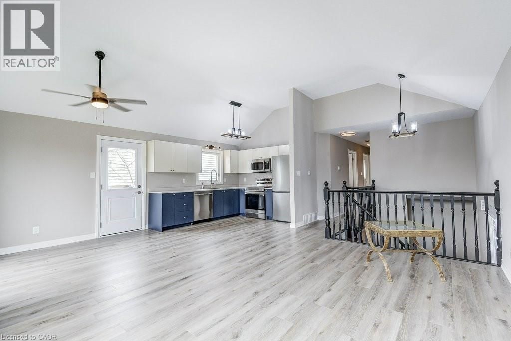 545 TRICO DRIVE Image 14