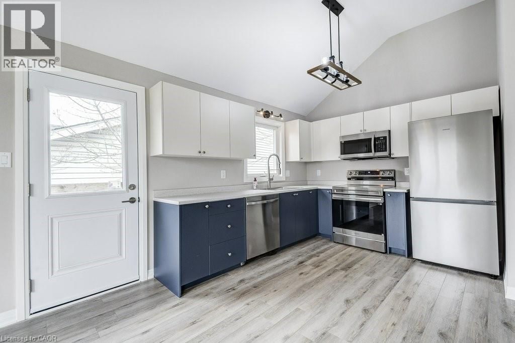 545 TRICO DRIVE Image 16