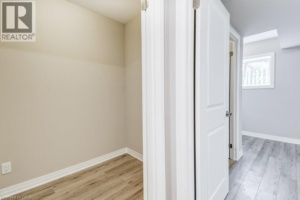 545 TRICO DRIVE Image 40