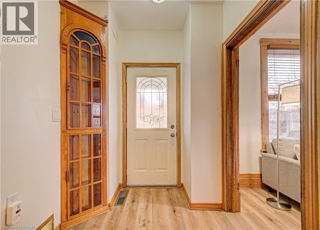 18 KAY STREET Image 16