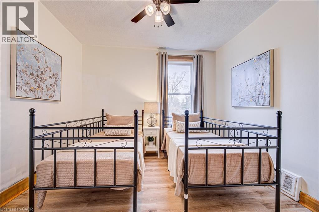 18 KAY STREET Image 24