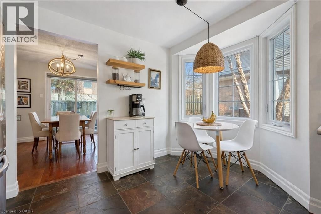 3 - 106 WOODLAWN ROAD EAST Image 6