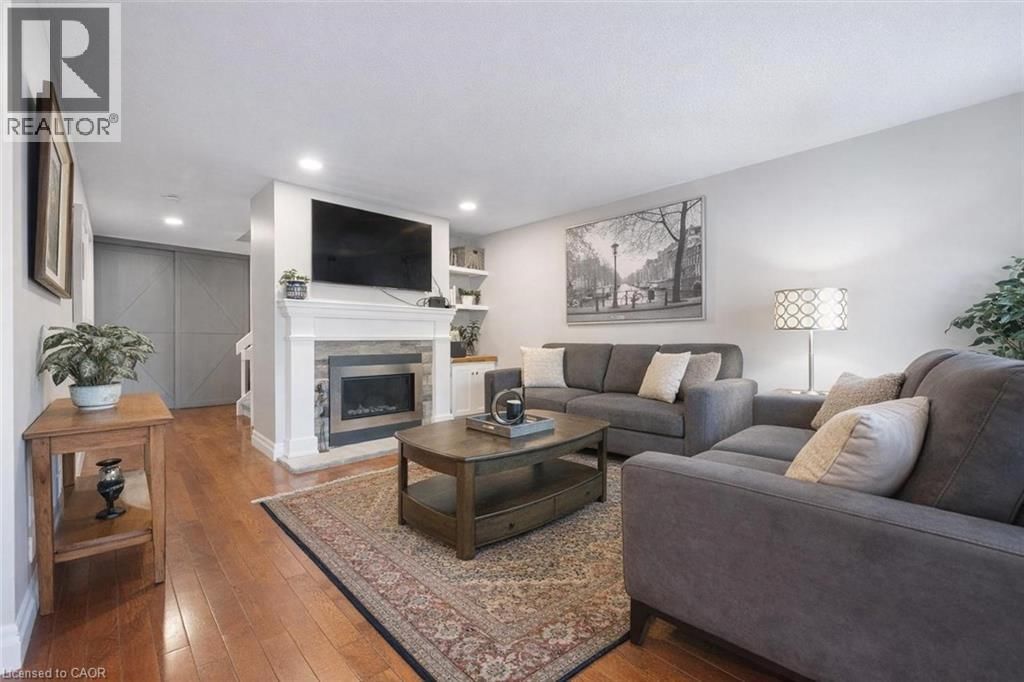 3 - 106 WOODLAWN ROAD EAST Image 8