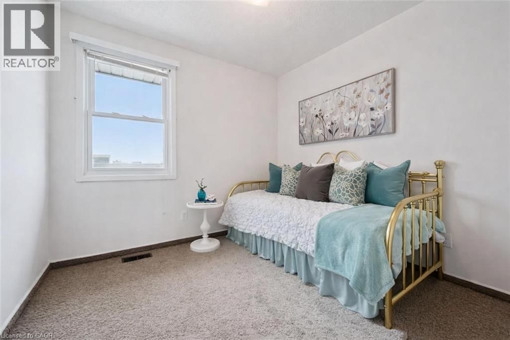 205 - 31 GREENGATE ROAD Image 10