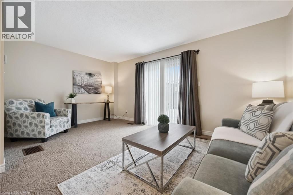 205 - 31 GREENGATE ROAD Image 3